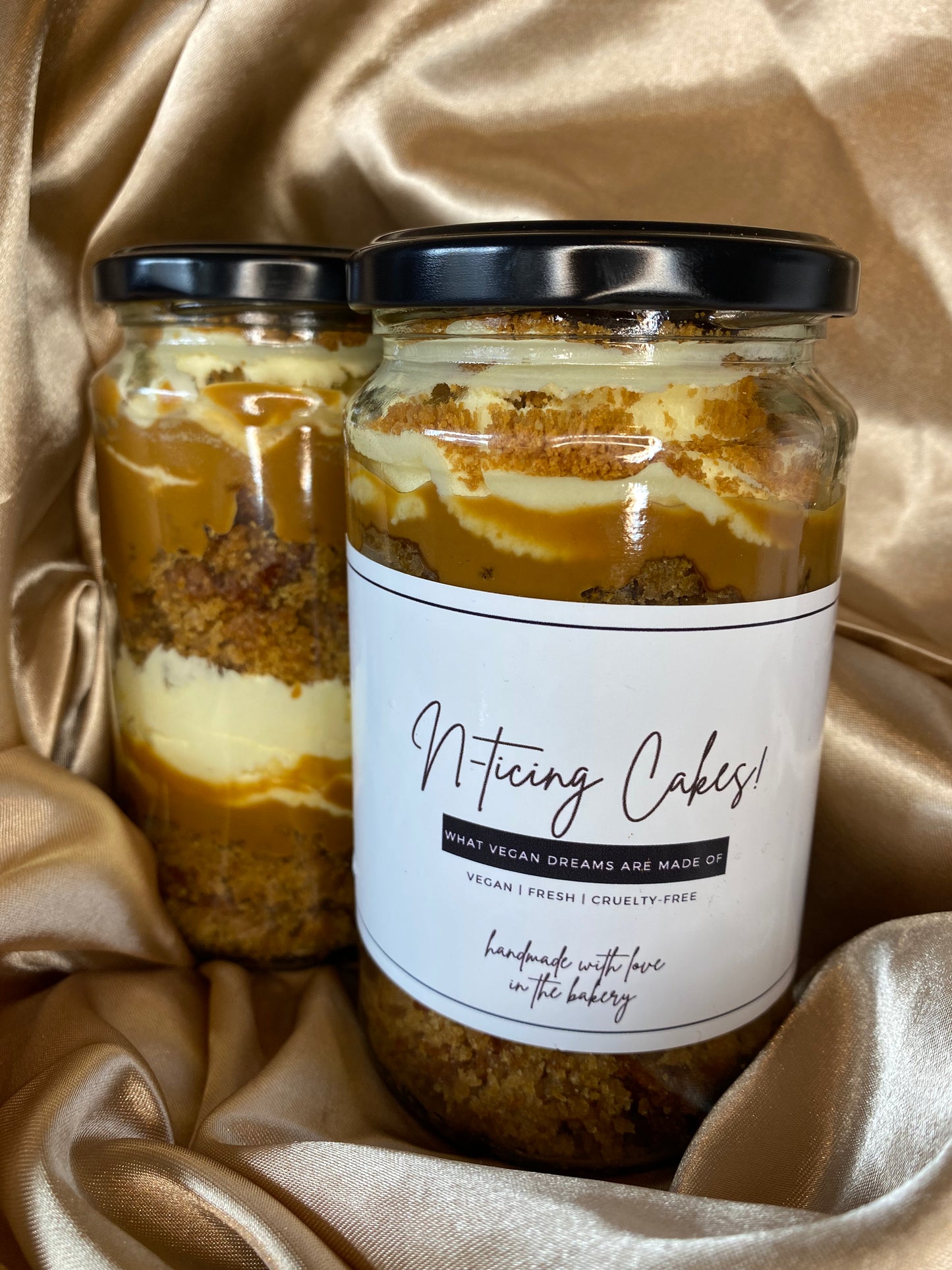 Cake Jar