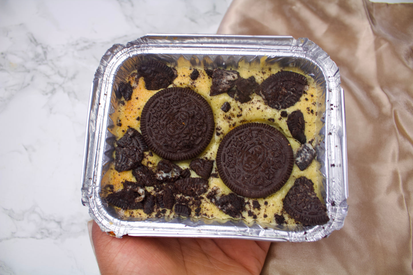 Mini Oreo Blondie Tray – Fudgy, Chewy & Cookie Loaded Treat