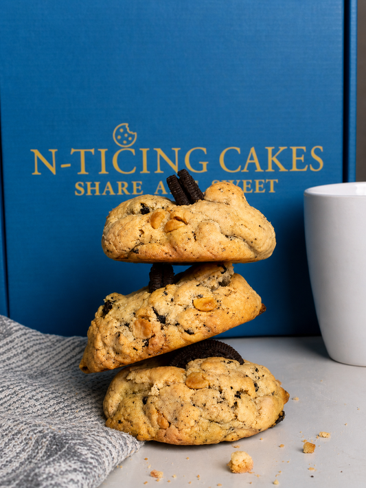 COOKIES AND CREAM NYC COOKIES