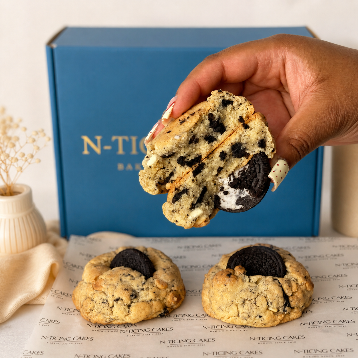COOKIES AND CREAM NYC COOKIES