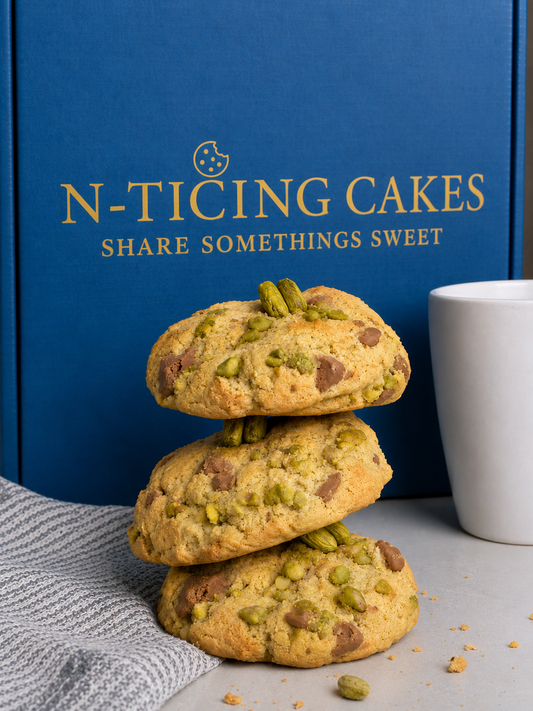 PISTACHIO CHOCOLATE CHIP NYC COOKIES